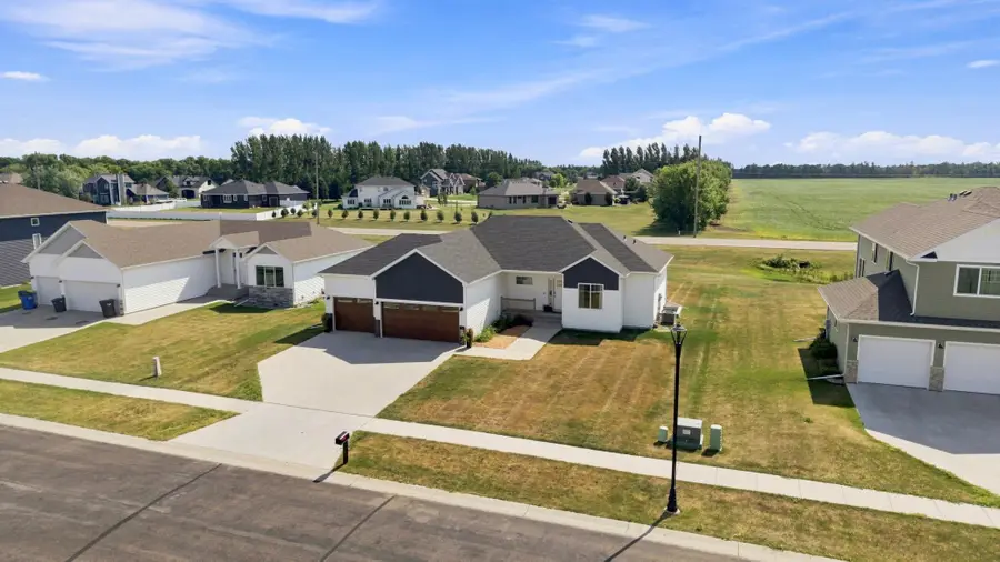 1504 75th Avenue S, Fargo, ND 58104 - #2