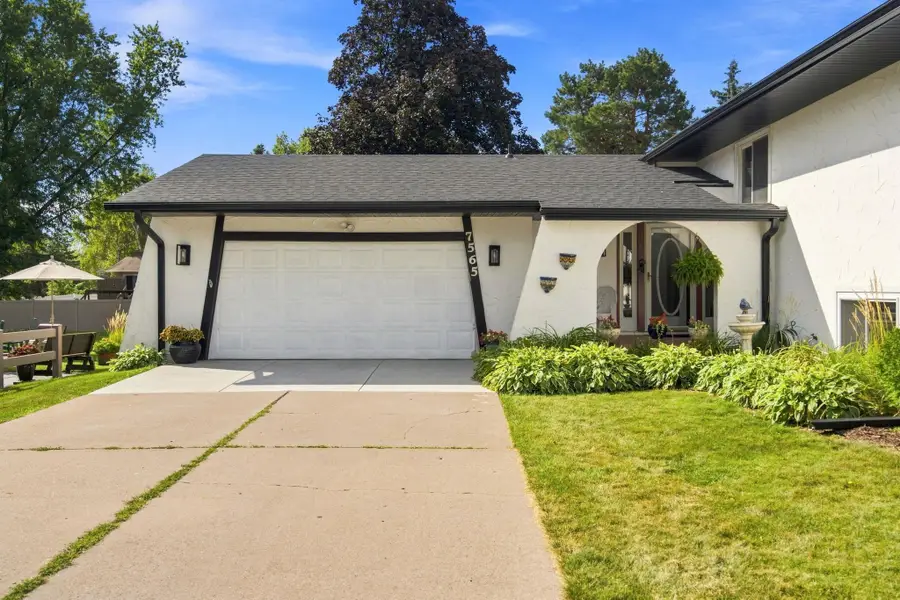 7565 Paul Road, Woodbury, MN 55125 - #3