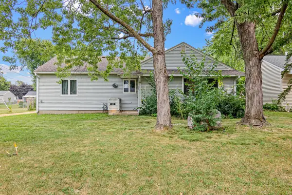 727 Shumway Street S, Shakopee, MN 55379