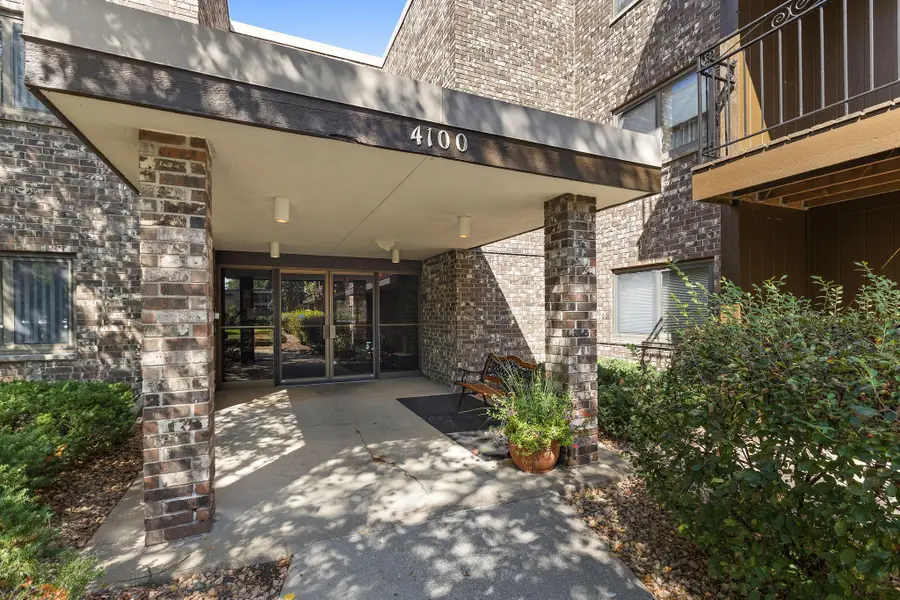 4100 Parklawn Avenue #109, Edina, MN 55435 - #2