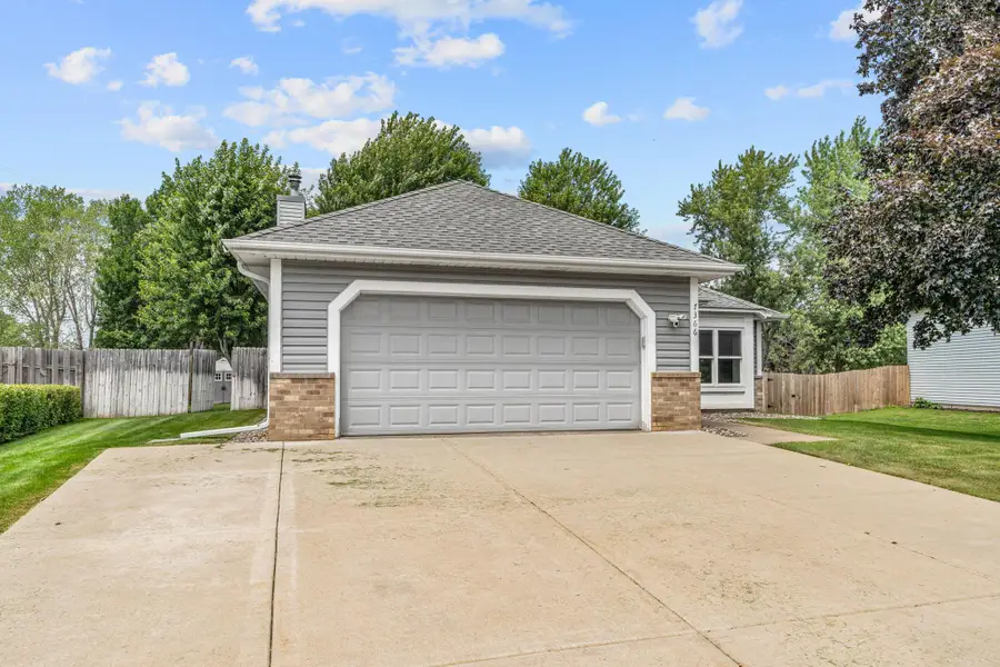 7366 Janero Avenue S, Cottage Grove, MN 55016 - #3