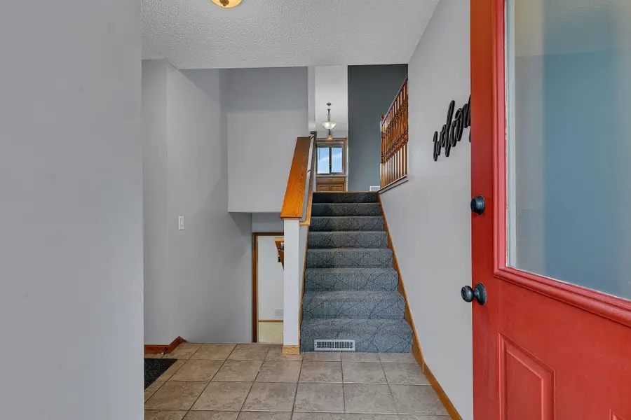 606 Lake Anna Drive, Avon, MN 56310 - #2