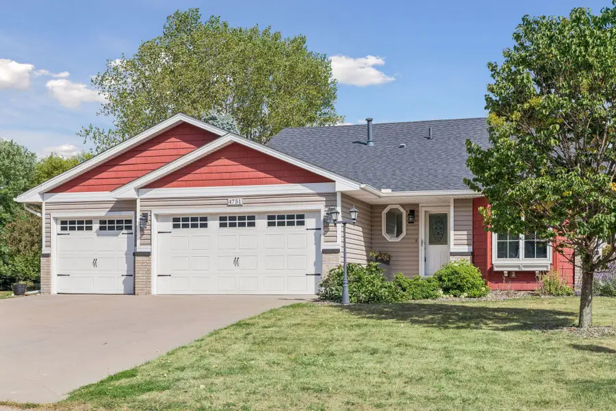 4751 Heather Ridge Road N, Oakdale, MN 55128 - #3