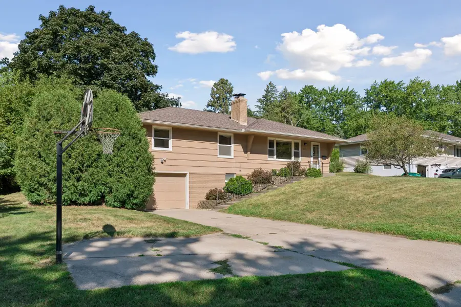 8224 Xerxes Avenue S, Bloomington, MN 55431 - #3