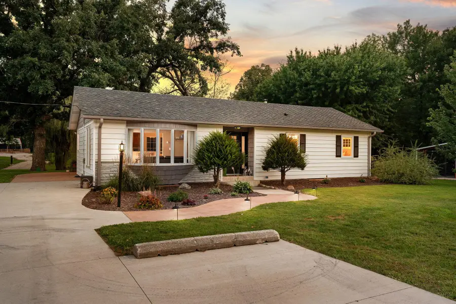 54719 270th Street, Austin, MN 55912 - #2