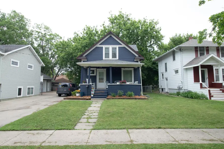 1035 12th Street N, Fargo, ND 58102 - #2