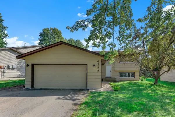 4233 Braddock Trail, Eagan, MN 55123