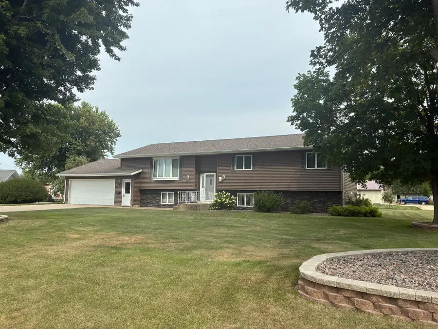 306 Cedar Street, Tyler, MN 56178 - #3