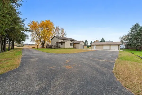 425 W Franklin Street, Morristown, MN 55052