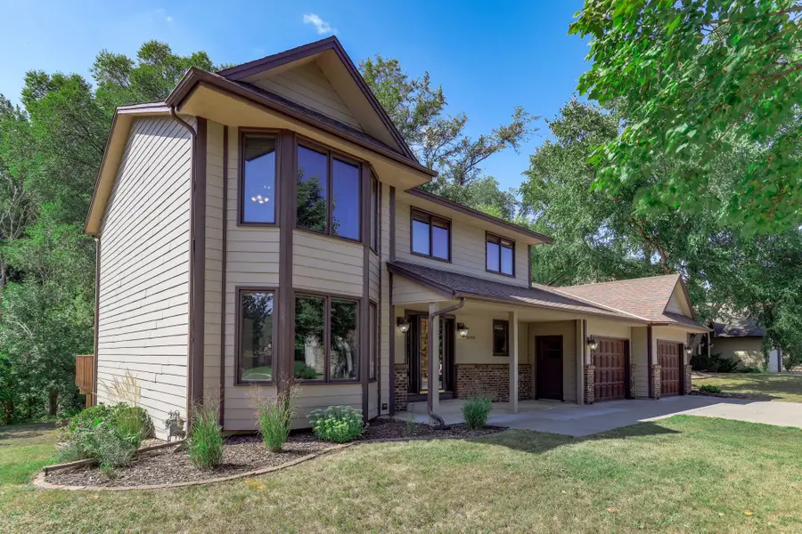 4690 Parkridge Drive, Eagan, MN 55123 - #2