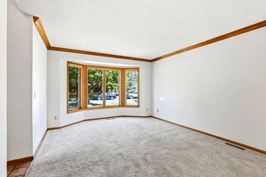 4690 Parkridge Drive, Eagan, MN 55123 - #3