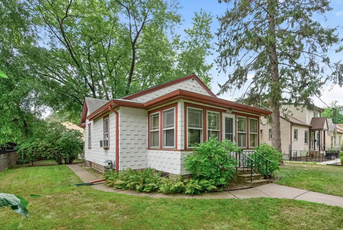 5131 37th Avenue S, Minneapolis, MN 55417 - #1