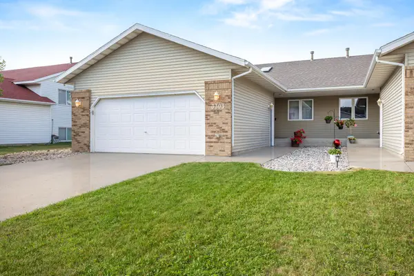 3303 30th Avenue S, Fargo, ND 58103