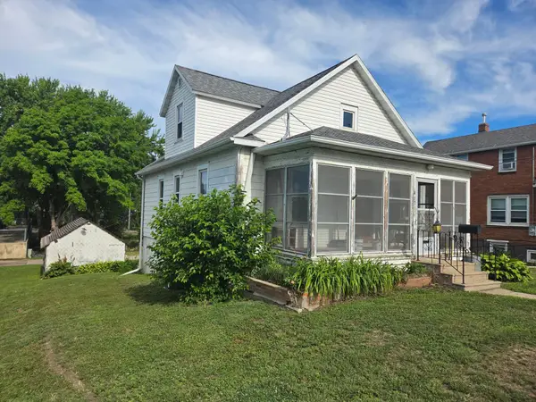 413 Saint Thomas Avenue, Albert Lea, MN 56007