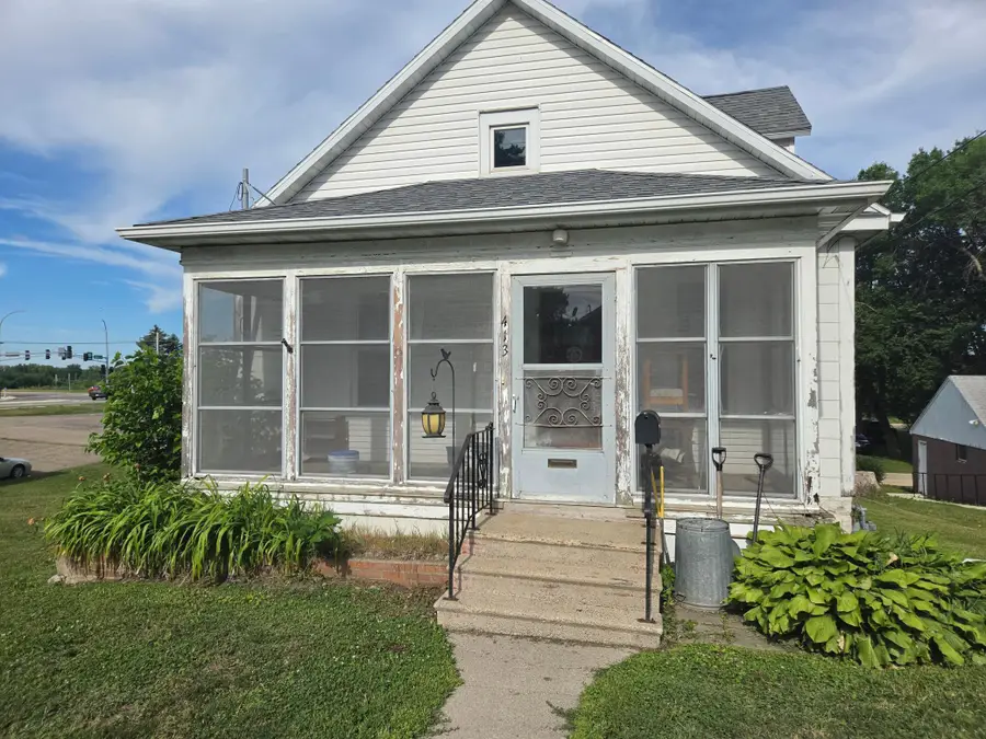413 Saint Thomas Avenue, Albert Lea, MN 56007 - #2