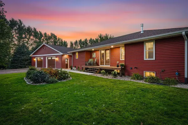 42335 541st Avenue, New Ulm, MN 56073