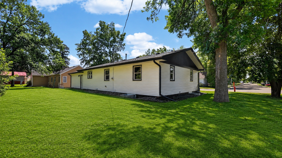 285 W 1st Street, Rush City, MN 55069 - #3