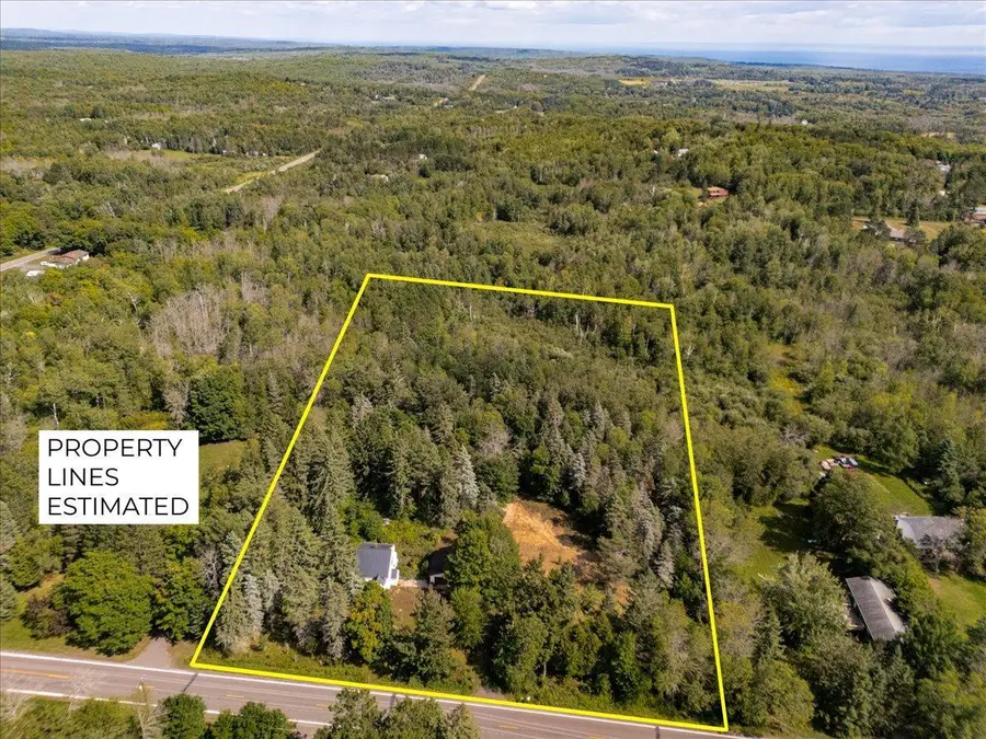5068 Arnold Road, Duluth, MN 55803 - #2