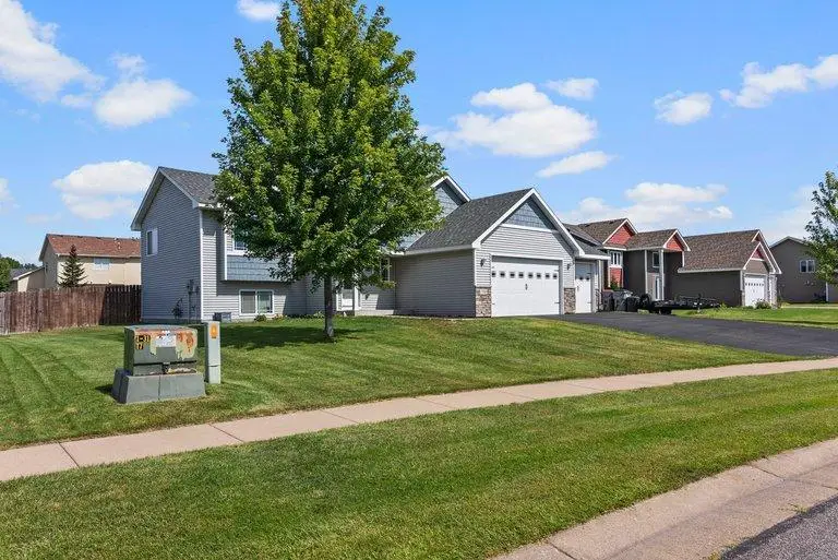 700 Greenwood Street Sw, Isanti, MN 55040 - #2