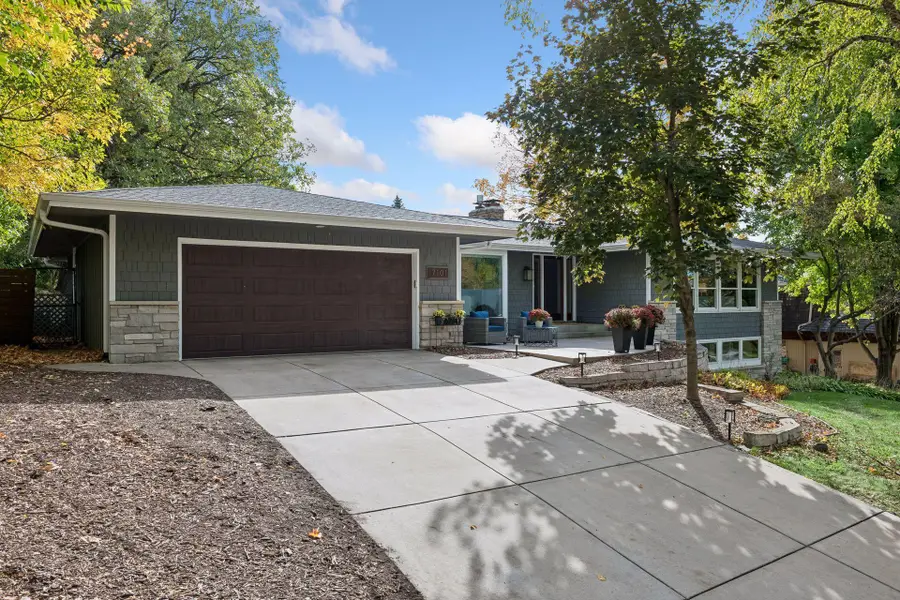 7101 Mark Terrace Drive, Edina, MN 55439 - #3