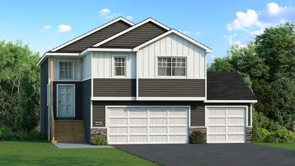 1815 Pierce Street S, Cambridge, MN 55008