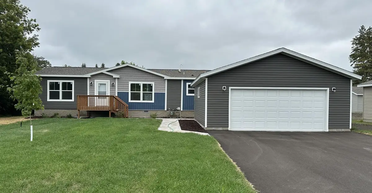 404 NE 1st Street, Staples, MN 56479 - #1