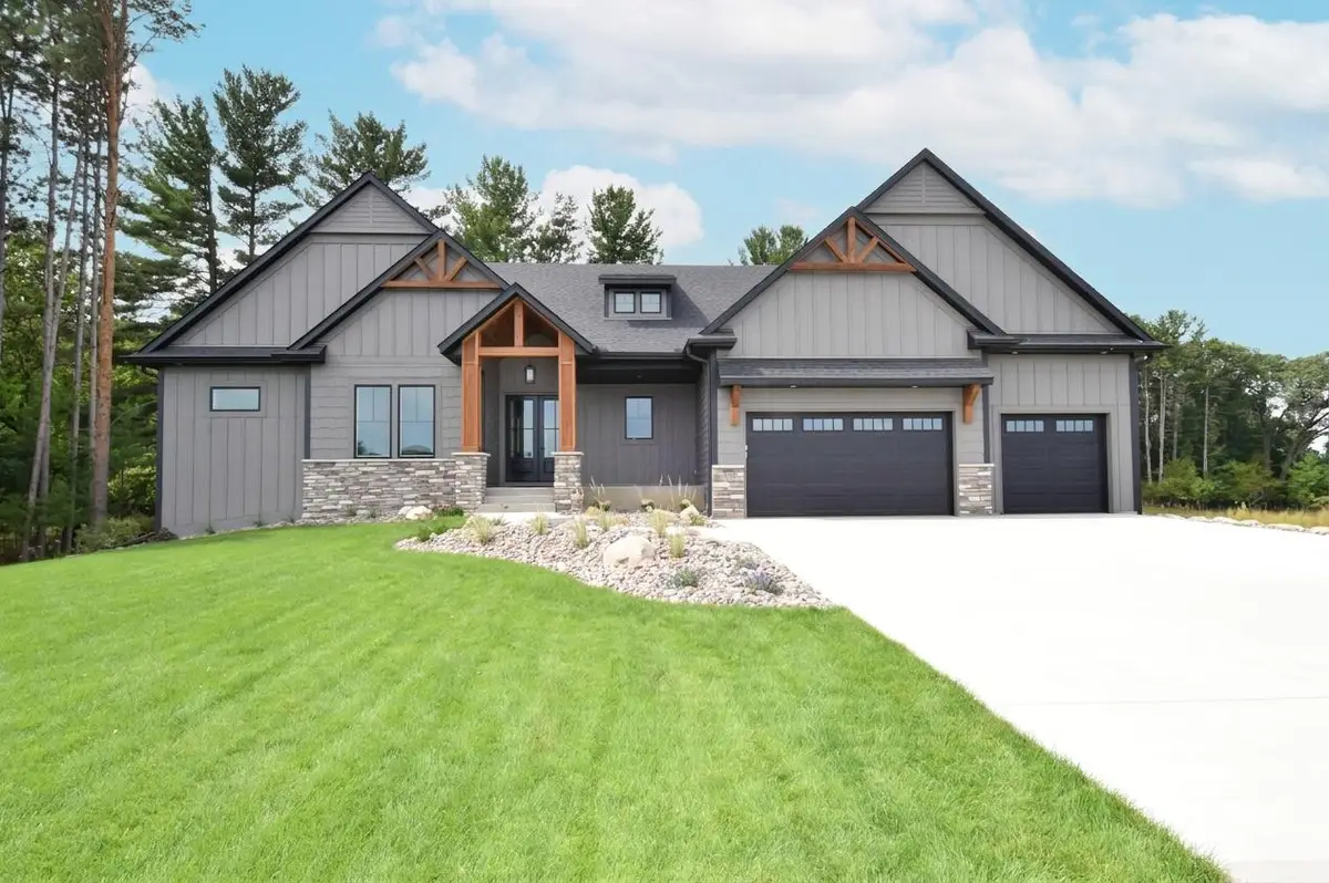 17974 Staples Street Ne, Ham Lake, MN 55304 - #1