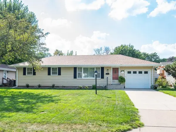 948 Main Street S, Shakopee, MN 55379