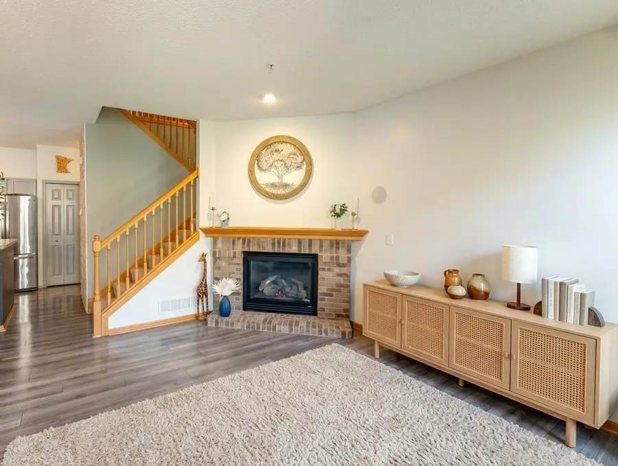 1586 Woodlynn Avenue #2, Maplewood, MN 55109 - #2