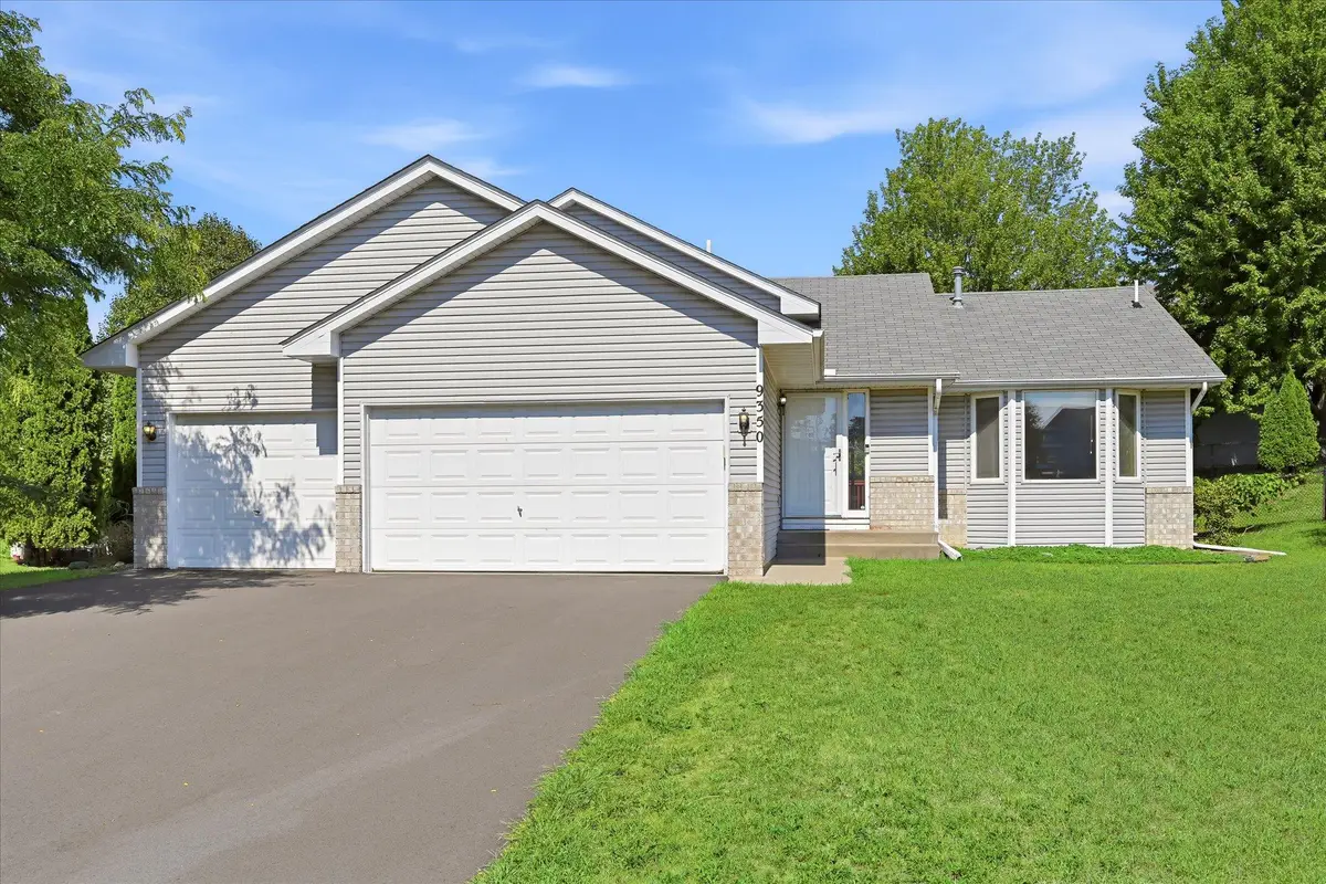9350 Parkside Drive, Woodbury, MN 55125 - #1
