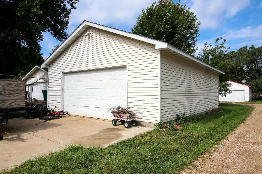 240 Merrian Street, Glencoe, MN 55336 - #2