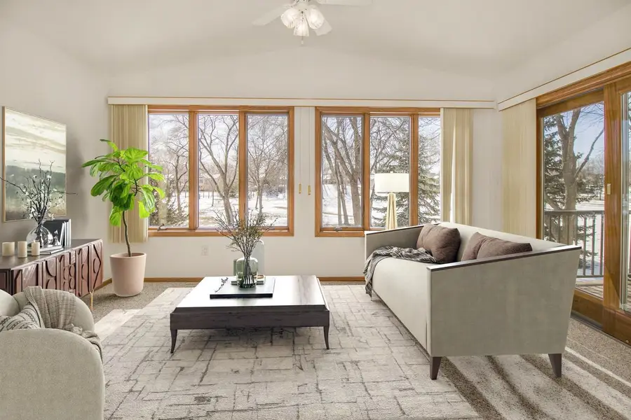 2224 Pinewood Drive, Shakopee, MN 55379 - #2