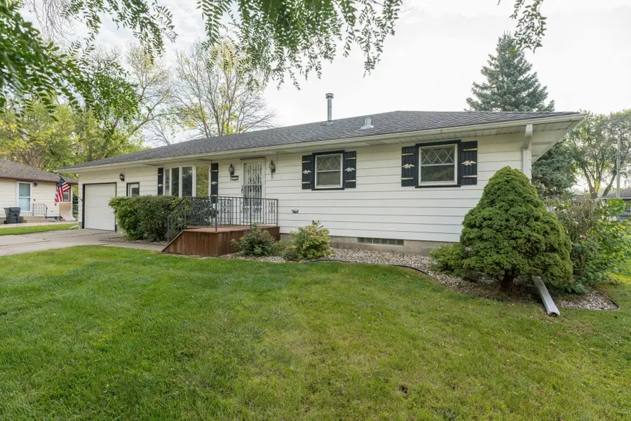 125 N Manitou Drive, Mankato, MN 56001 - #3