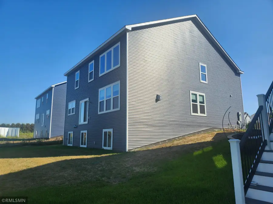10267 Mcgregor Boulevard, Woodbury, MN 55129 - #2