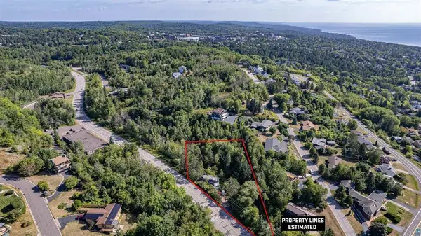 506 Kenwood Avenue, Duluth, MN 55811