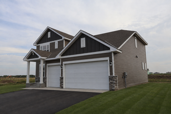 14911 116th Avenue N, Dayton, MN 55369