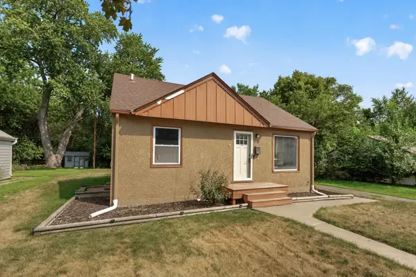 4928 Abbott Avenue N, Brooklyn Center, MN 55429