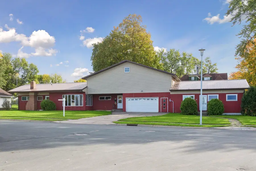 212 2nd Street Sw, New Prague, MN 56071 - #2