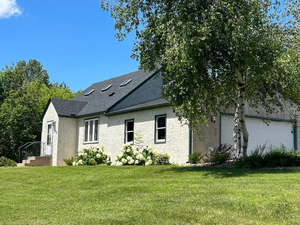 7146 Military Road, Woodbury, MN 55129