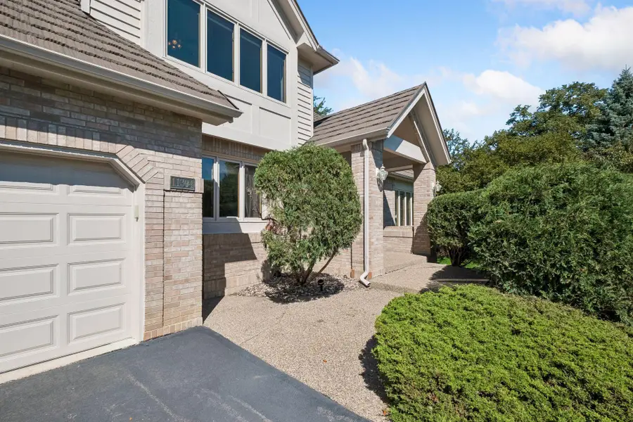 11304 Bluestem Lane, Eden Prairie, MN 55347 - #2