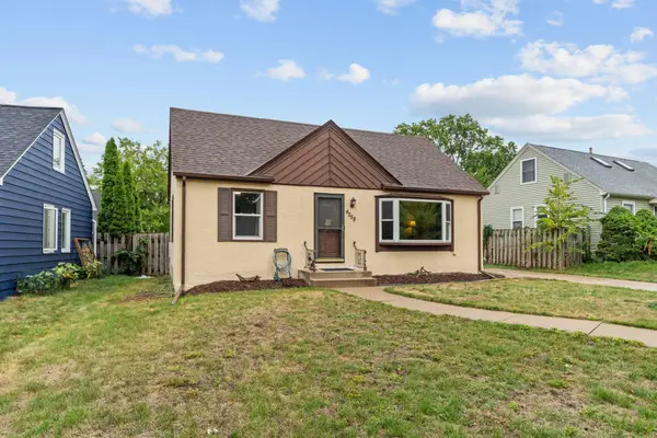 4258 Islemount Place, Robbinsdale, MN 55422