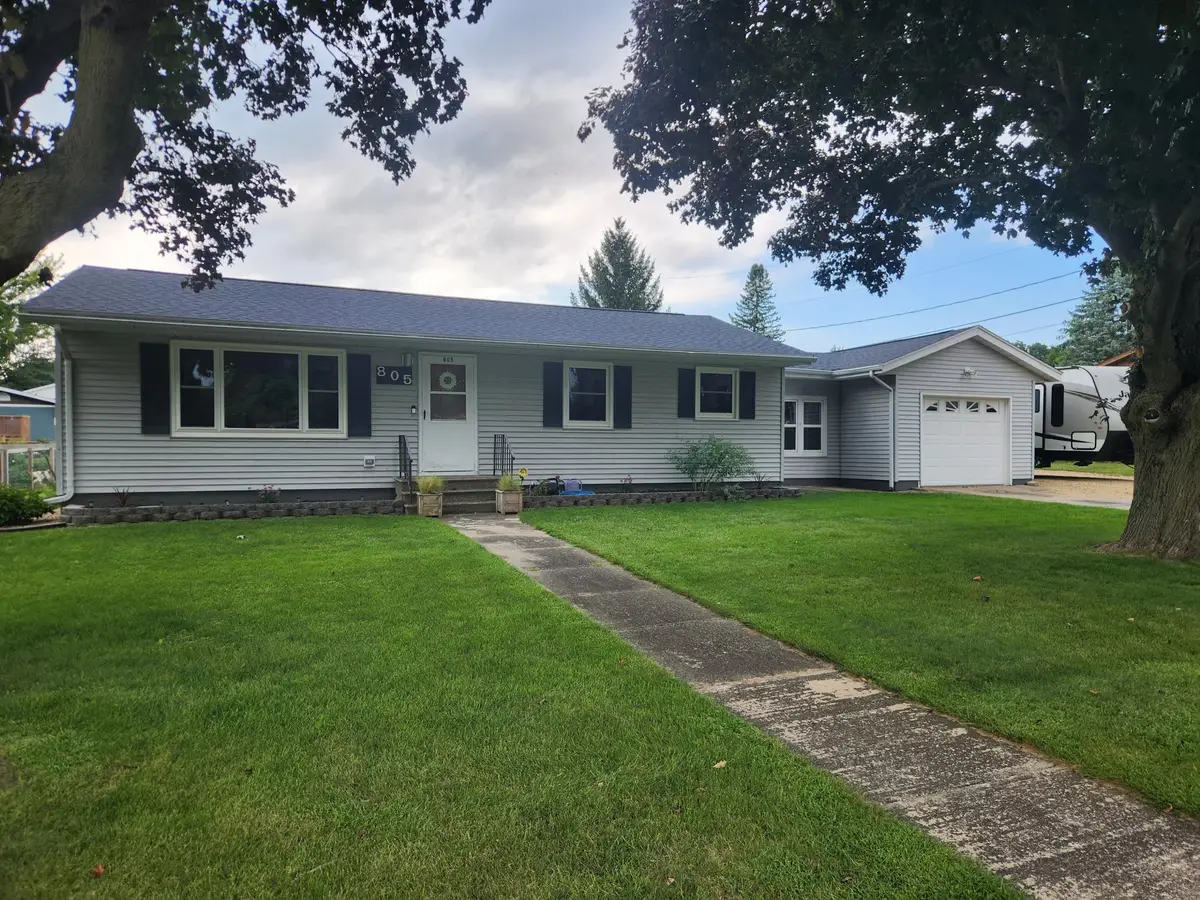805 E County Road N, Le Roy, MN 55951 - #1