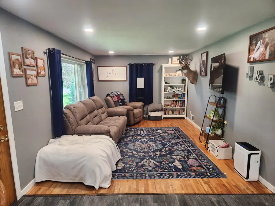 805 E County Road N, Le Roy, MN 55951 - #3