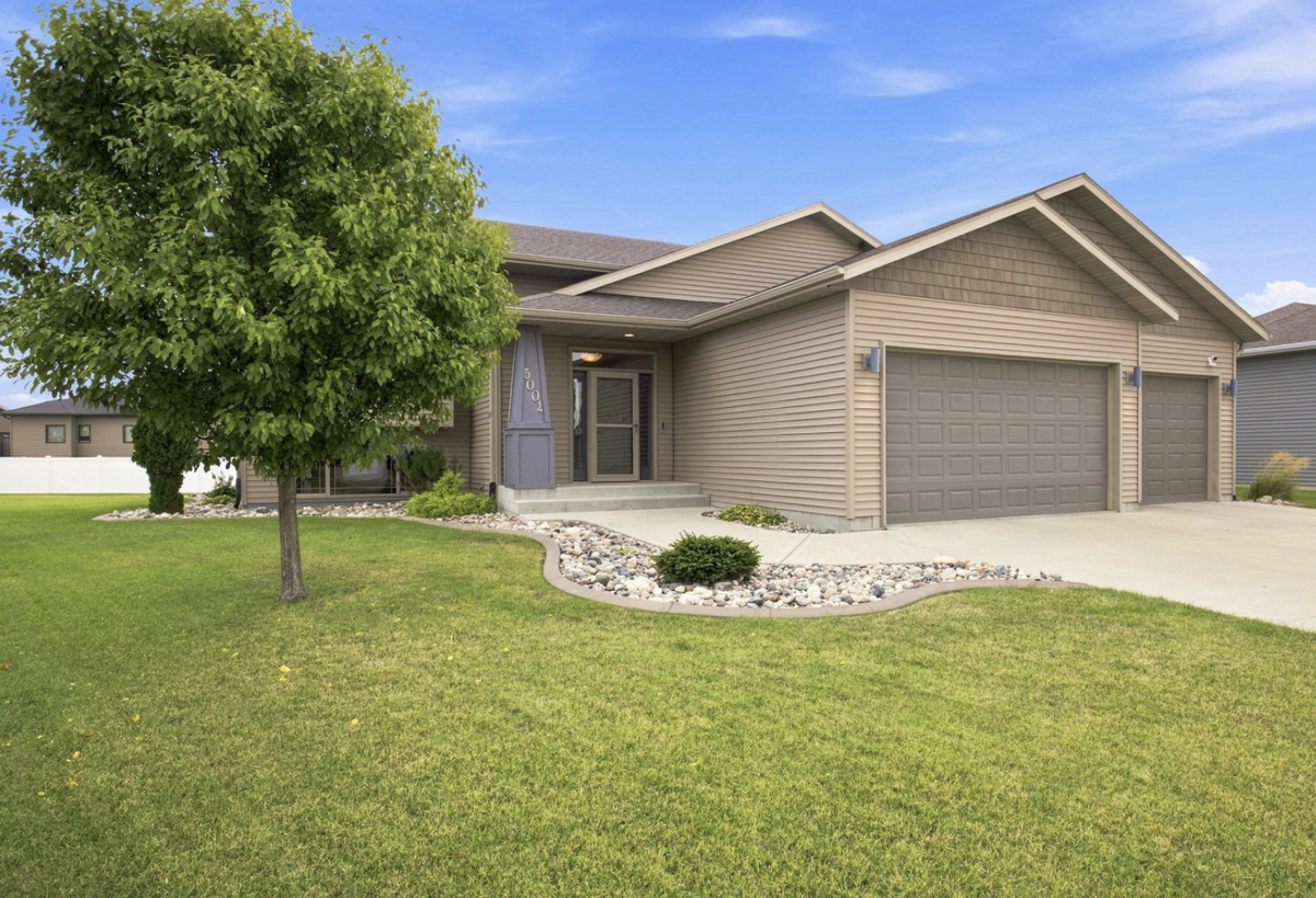 5004 Loden Court S, Fargo, ND 58104 - #1