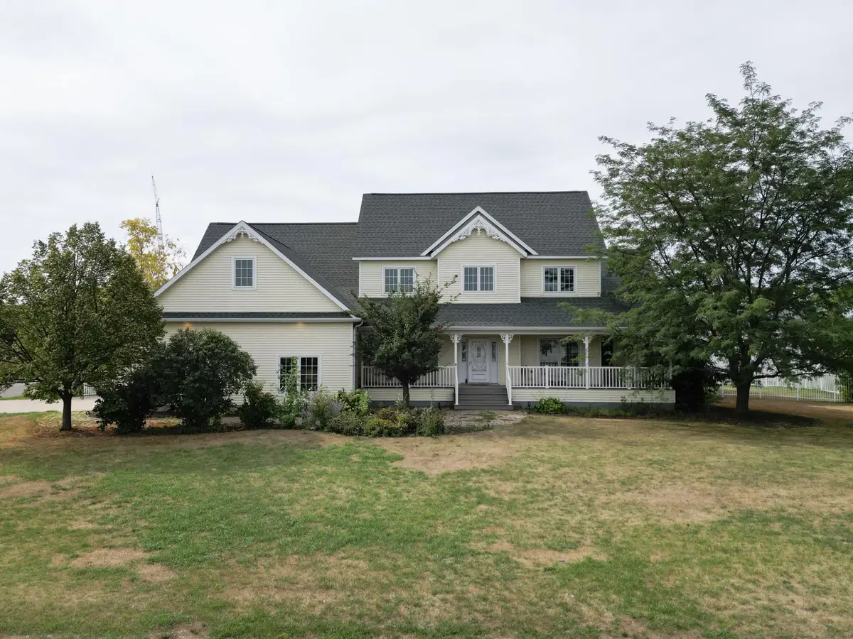 210 Hackberry Court, Kindred, ND 58051 - #1