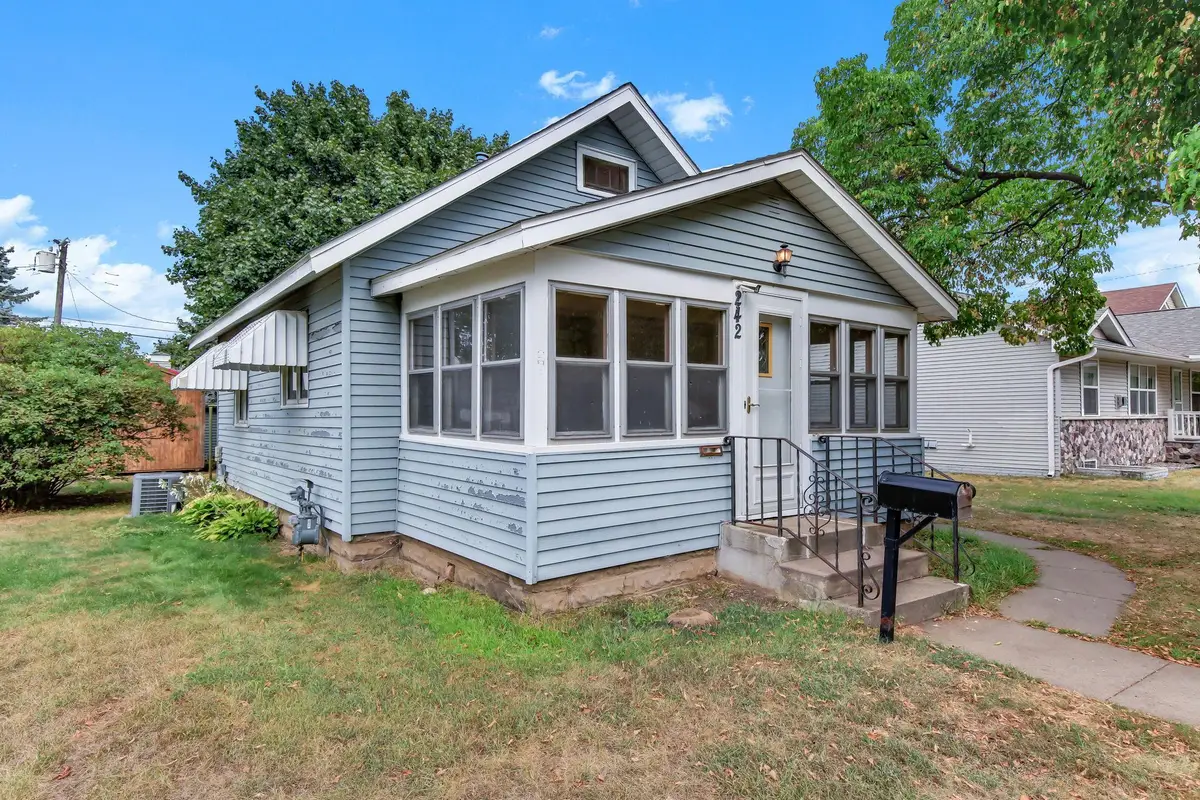 242 Park Street W, South Saint Paul, MN 55075 - #1