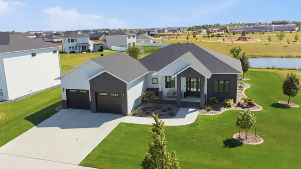 3282 47th Avenue S, Fargo, ND 58104