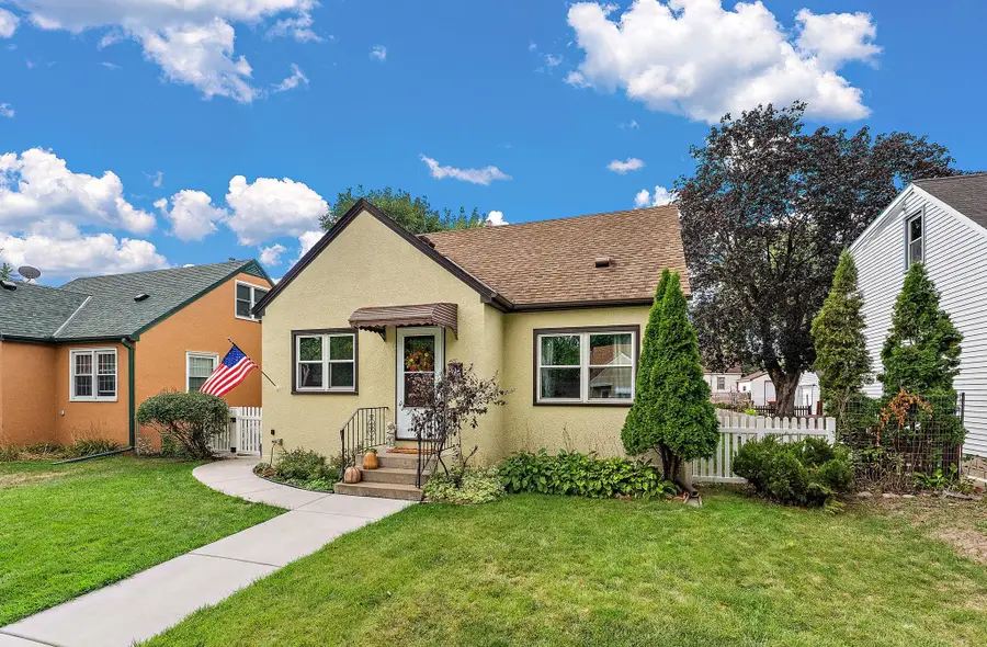 828 3rd Avenue S, South Saint Paul, MN 55075 - #3