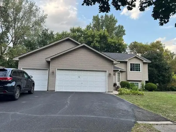 715 California Avenue E, Saint Paul, MN 55106