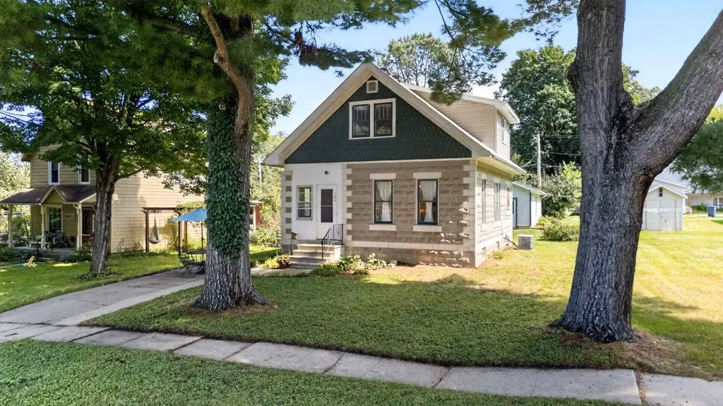 704 Kenilworth Avenue S, Lanesboro, MN 55949 - #1